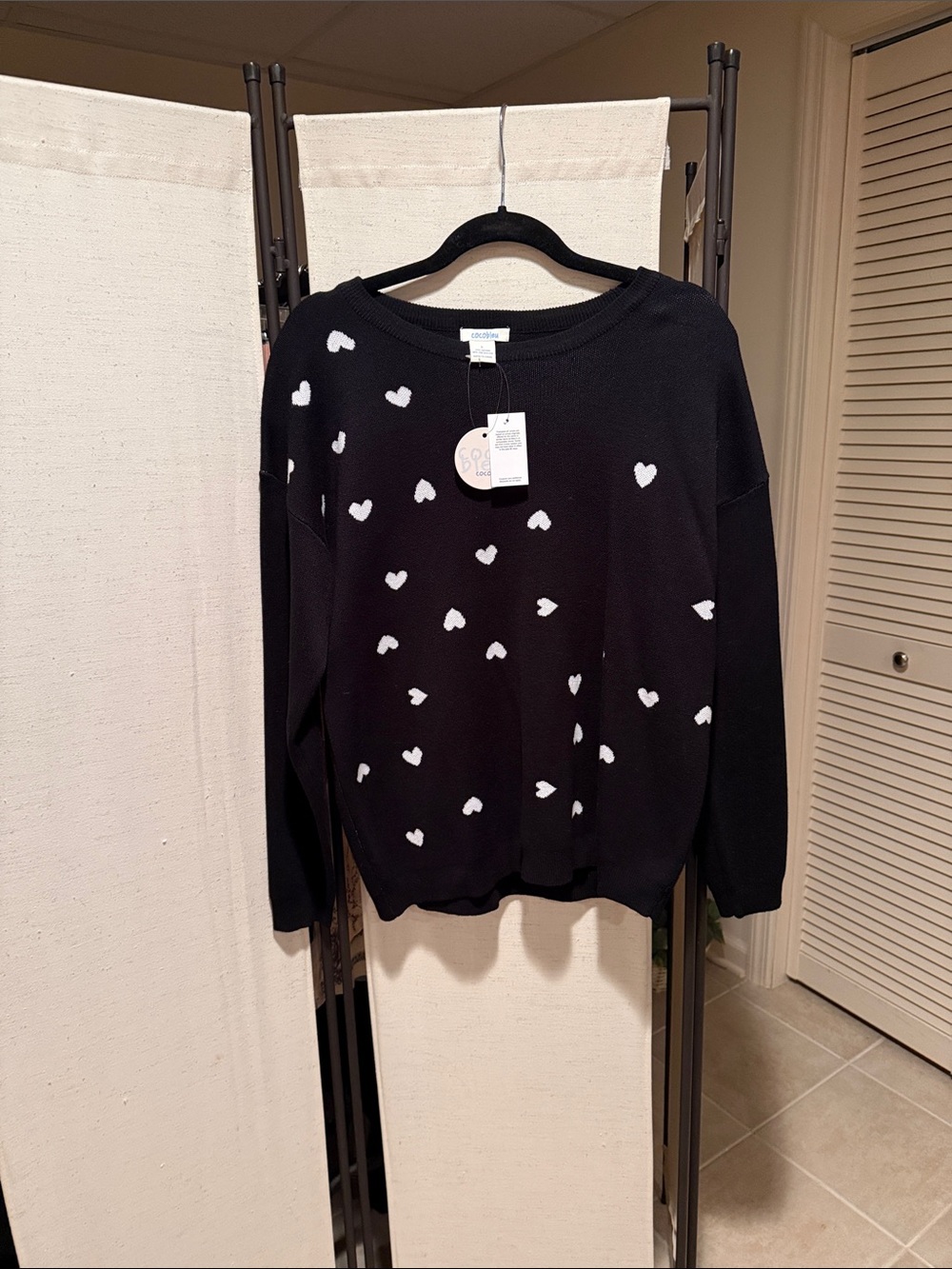 Black Heart-Print Crewneck Sweater